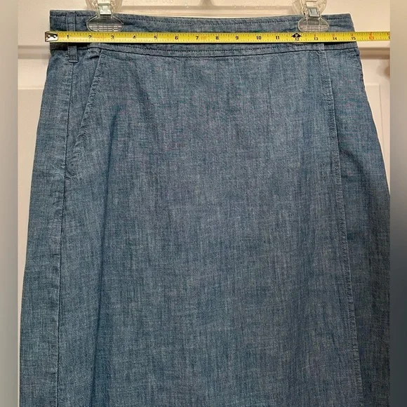 GAP Chambray Wrap Midi Skirt Small Light Blue Denim Look Casual Summer - Picture 7 of 8
